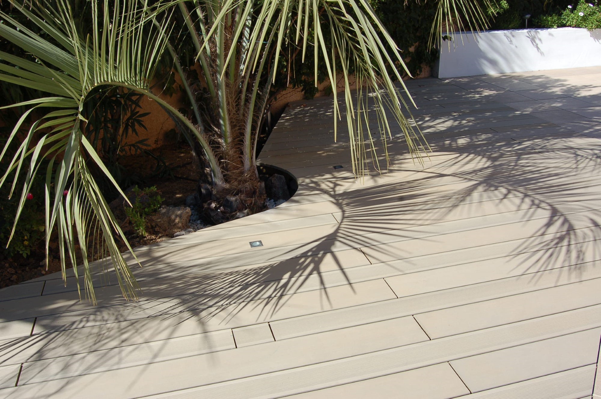 terrasse_elegance_iroise_rainuree_lisse_talent_or_sud_est_2013_4.jpg